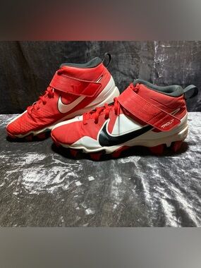 Nike Fastflex Trout Football Cleats 
LikeNew (if not practically New)